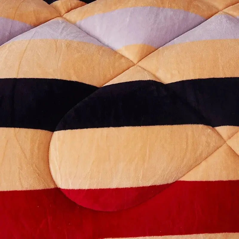 Thick Lambskin Warmth Retention Material Double Bed Winter Quilt - Julia M LifeStyles