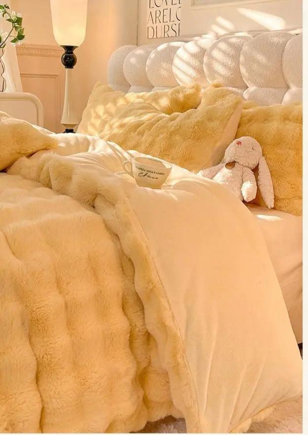 Rabbit Milk Fiber Four - Piece Set Winter Thicken Thermal Double - Sided with Velvet Flange Coral Fleece Bed Sheet Quilt Cover Three - Piece Set - Julia M LifeStyles