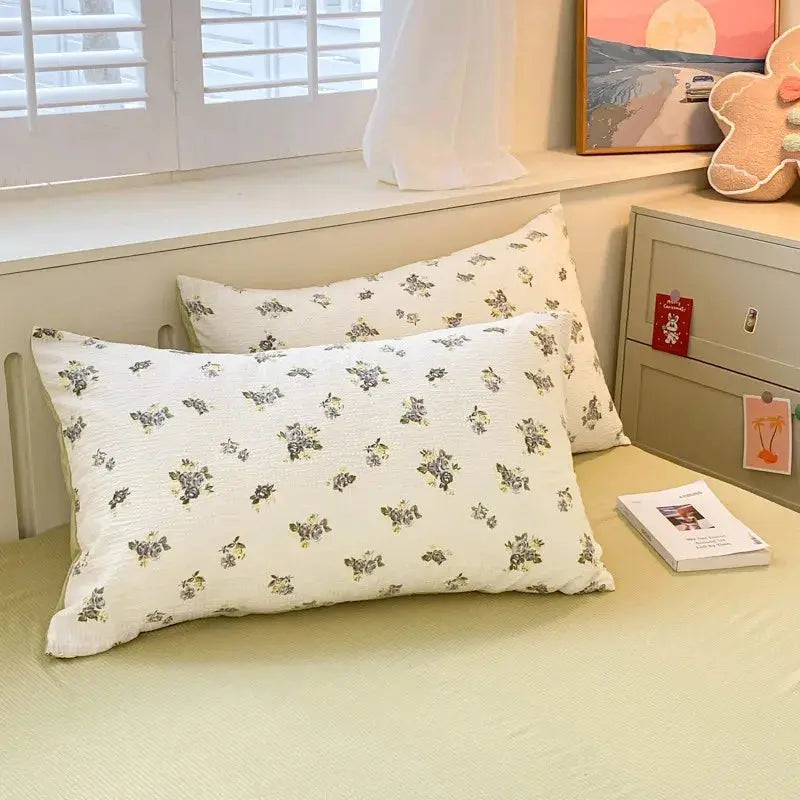 Aesthetic Floral Bedding Set - Twin to Queen Duvet Cover with Pillowcases Julia M LifeStyles