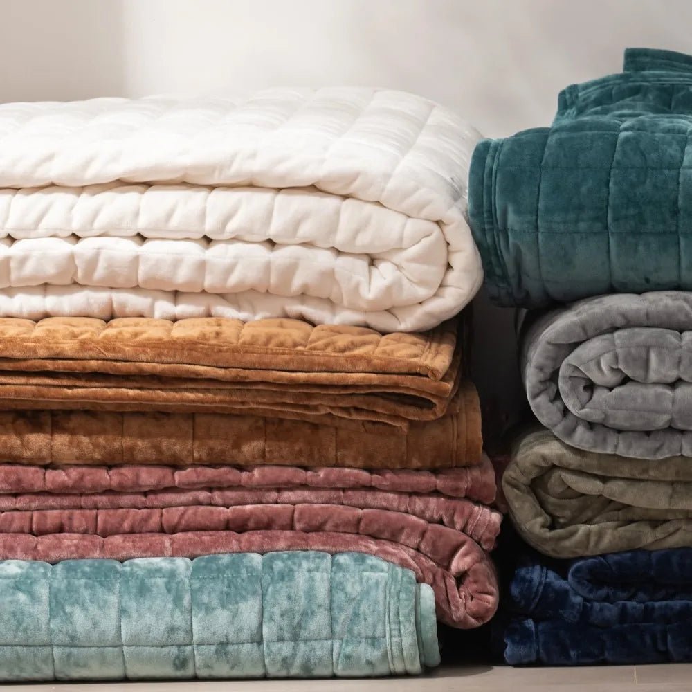 Velvet Quilt King Size, Luxury Velvet Bedding Set,Lightweight Comforter Set, Velvets Bedspread Coverlet with 2 Pillow,Gold - Julia M LifeStyles