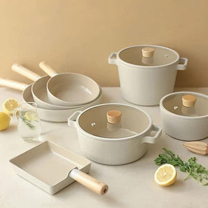 Kitchen & Dining
