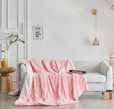 Luxurious Throw Blankets for Ultimate Comfort