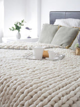 Nordic Thick Wool Hand-Woven Luxury Blanket