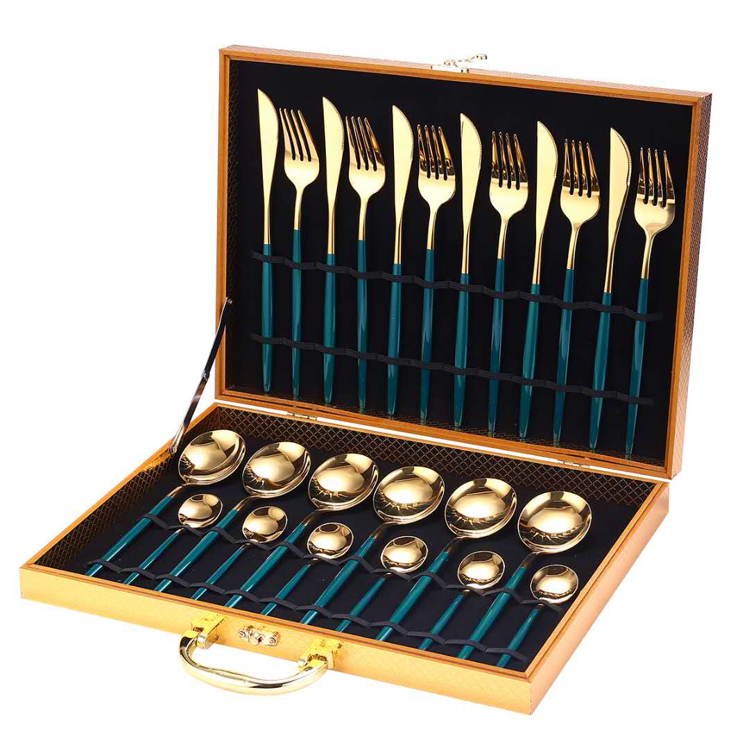 24pcs Gold Dinnerware Set Stainless Steel Tableware Set Knife Fork Spoon Luxury Cutlery Set Gift Box