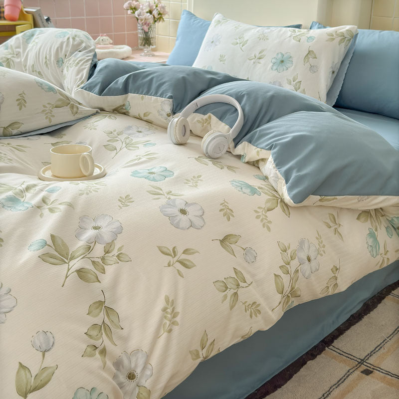 Jacquard Floral Cotton Gauze Bedding Set – Soft Layered Comfort