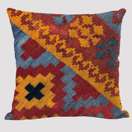 Bohemian Elegance: Linen Pillowcase in Ethnic Style