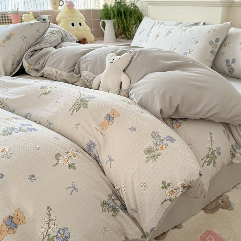 Jacquard Floral Cotton Gauze Bedding Set – Soft Layered Comfort