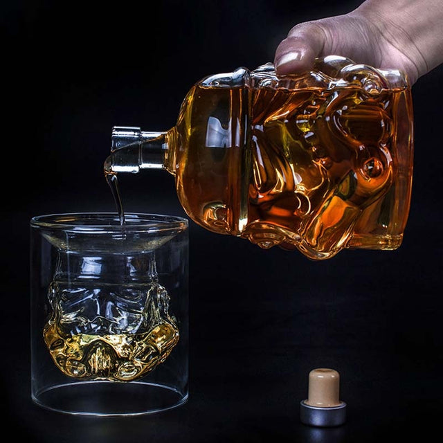 650ml Star Wars White Soldier Glass Jug Storm Trooper Spirit Bottle Empty Crystal Wine Glass Bottle Glass Cup Home Bar Tools eprolo