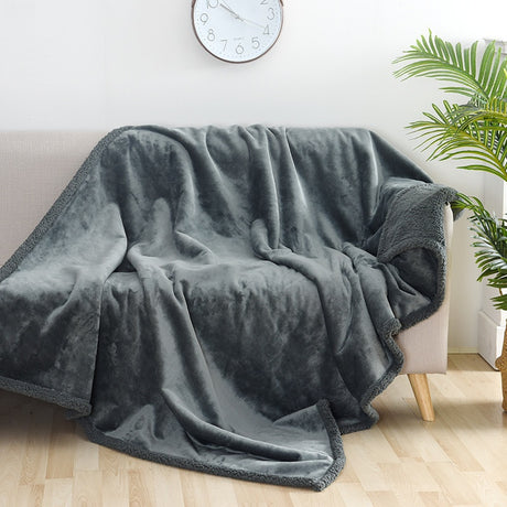 Waterproof Sherpa Fleece Blanket Pad - Plush & Cozy Comfort