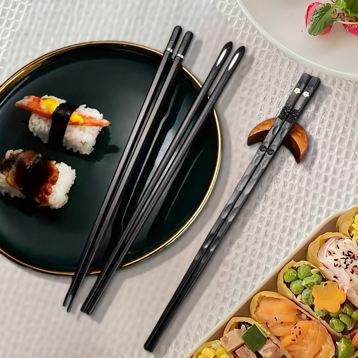 Japanese high-end chopsticks, one pair of household chopsticks per person, preferred as a gift, dishwasher safe, very suitable for Thanksgiving, Mother's Day, Father's Day, Grandparents' Day, and daily dining Julia M LifeStyles
