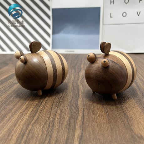 Creative Toothpick Box Toothpick Dispenser Wooden Bee Shape Toothpick Holder