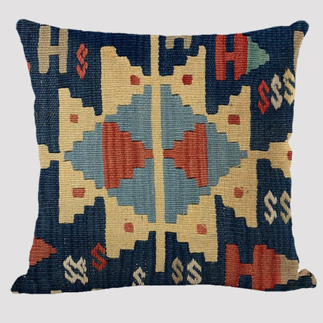 Bohemian Elegance: Linen Pillowcase in Ethnic Style