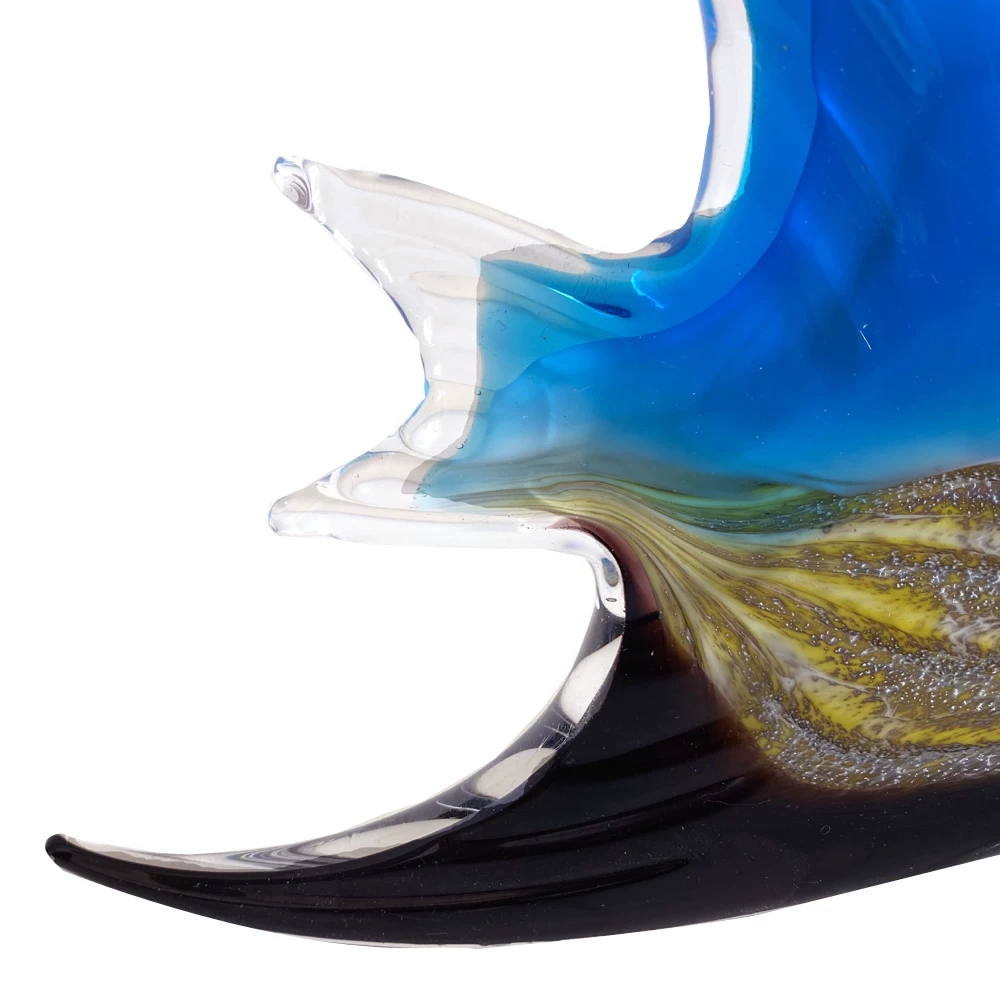New handmade glass tropical fish ornaments are available every year, with modern home foyer decoration and fish tank landscapin