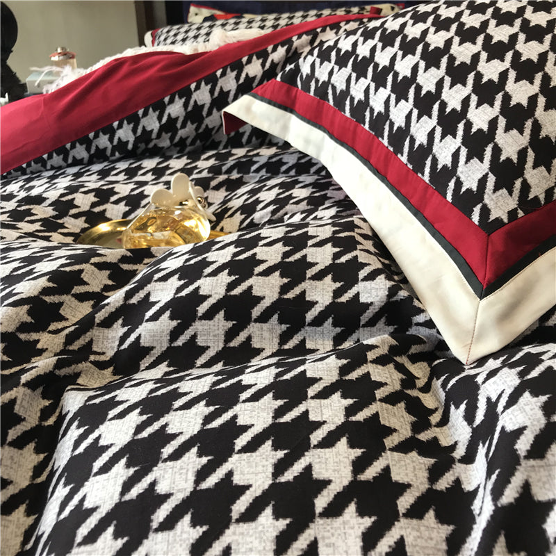 American Retro Cotton Velvet Houndstooth Bedding Set in Retro Red