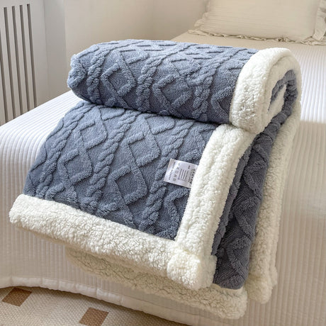 Double-Layer Polar Blanket – Thick Warm Soft Fleece for Cozy Comfort