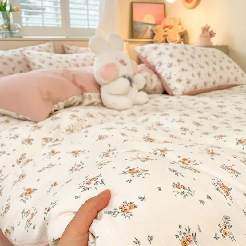 Aesthetic Floral Bedding Set - Twin to Queen Duvet Cover with Pillowcases Julia M LifeStyles