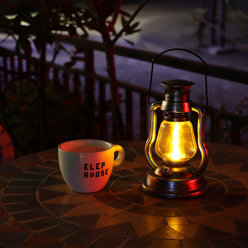 Retro Lantern Kerosene Lamp - Battery Horse Lamp - Julia M LifeStyles