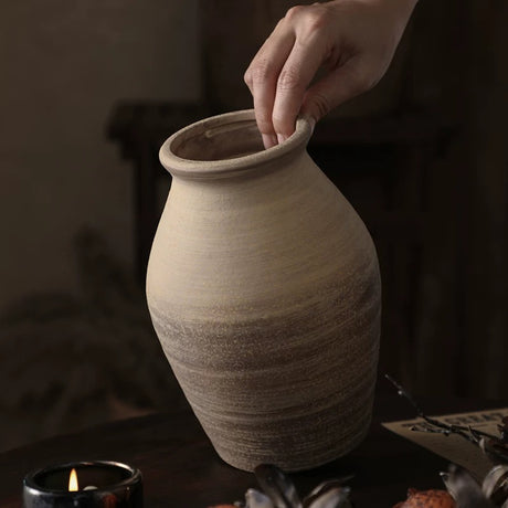 The Sienna Artisan Vase – Vintage Earthenware Decorative Vessel