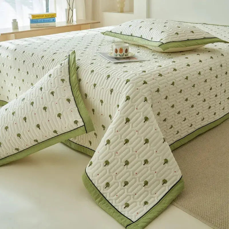 Elegant Beige Floral Reversible Quilt Set - Twin/Queen Size Julia M LifeStyles