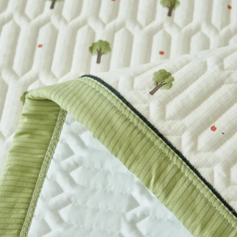 Elegant Beige Floral Reversible Quilt Set - Twin/Queen Size Julia M LifeStyles