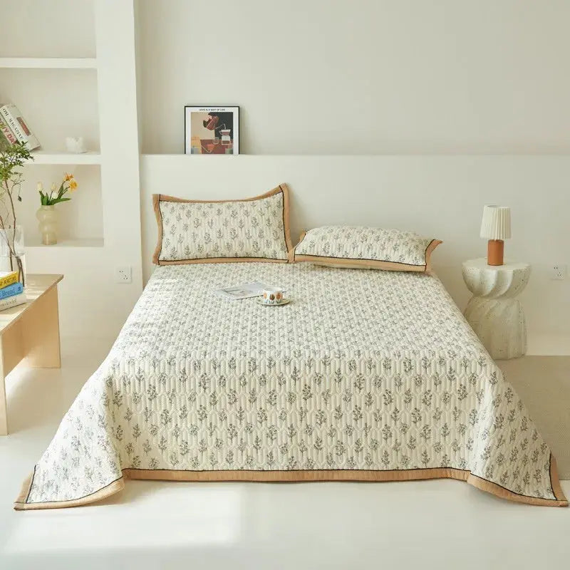 Elegant Beige Floral Reversible Quilt Set - Twin/Queen Size Julia M LifeStyles