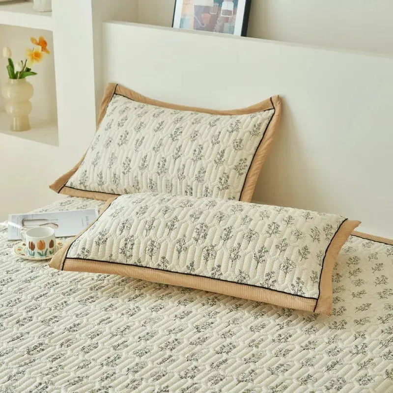 Elegant Beige Floral Reversible Quilt Set - Twin/Queen Size Julia M LifeStyles
