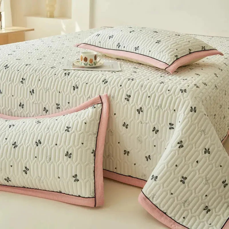 Elegant Beige Floral Reversible Quilt Set - Twin/Queen Size Julia M LifeStyles