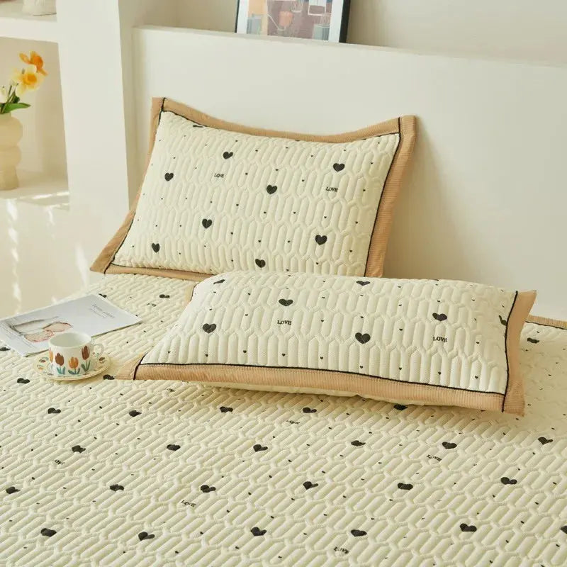 Elegant Beige Floral Reversible Quilt Set - Twin/Queen Size Julia M LifeStyles