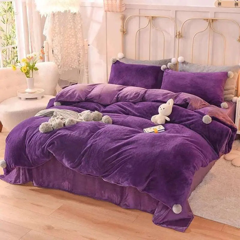 Cozy Geometric Plush Bedding Set - Julia M LifeStyles