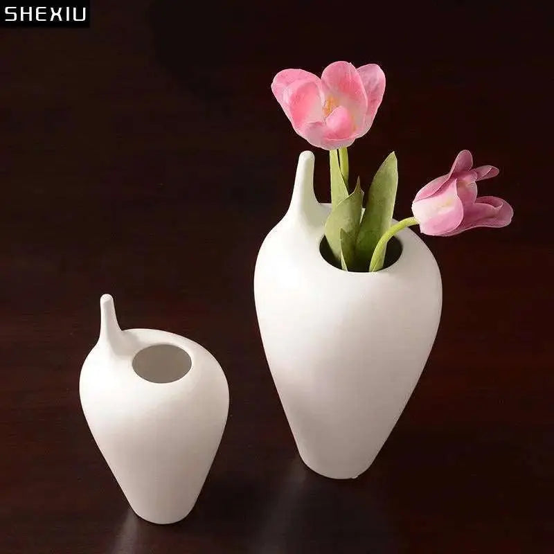 Elegant White Ceramic Vase - Julia M LifeStyles