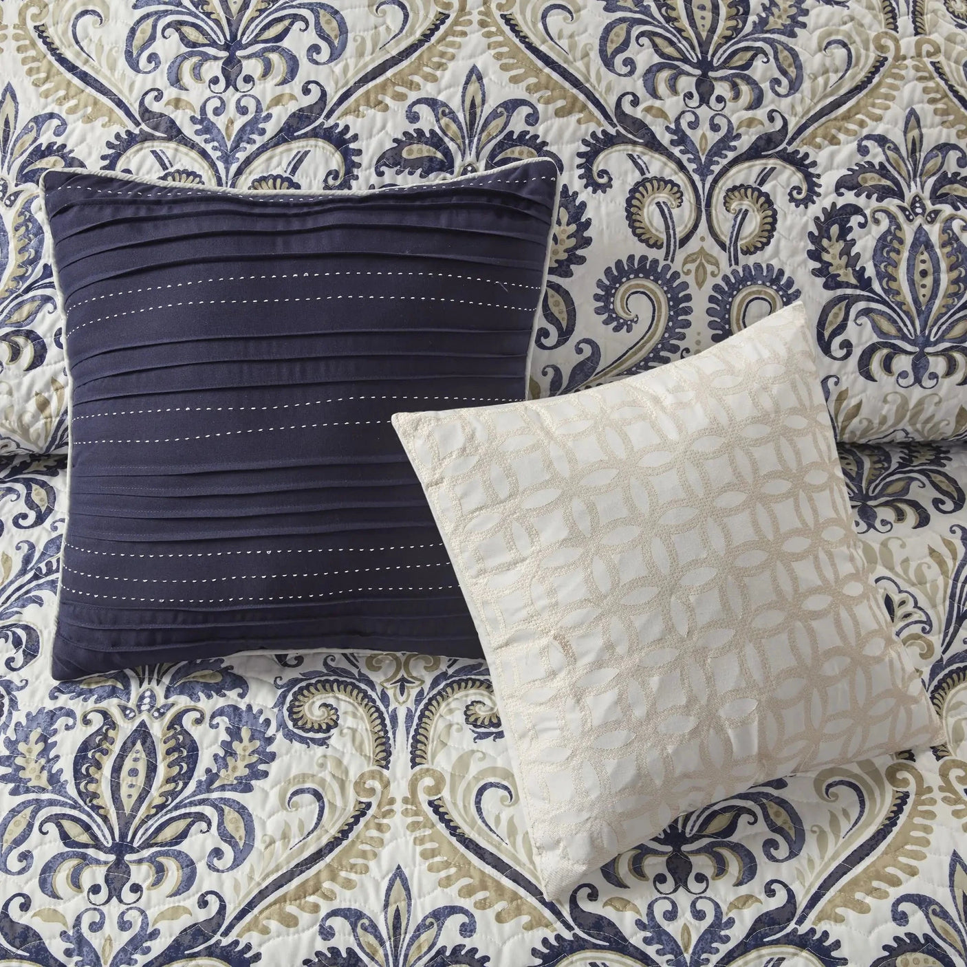 Floral Vintage Reversible Queen Quilt Set with 3 Elegant Throw Pillows Julia M LifeStyles