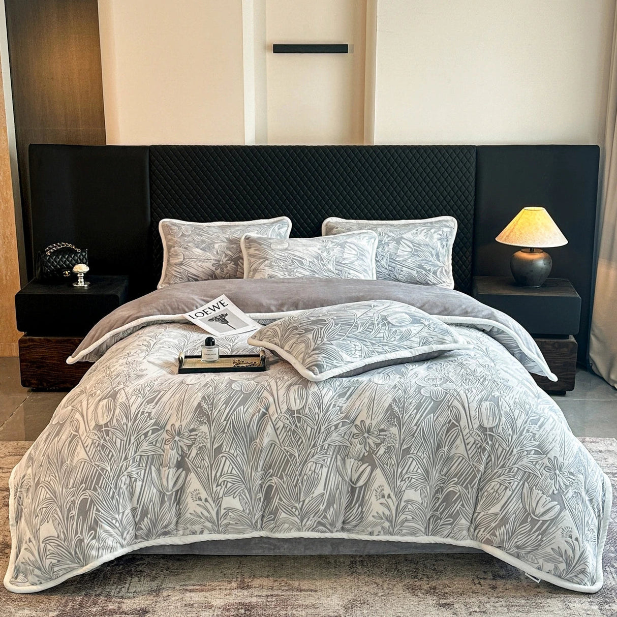 4kg Simple Style Three-dimensional Carved Milk Velvet Polyester-Filled Four-Piece Set for Fall Season Julia M LifeStyles