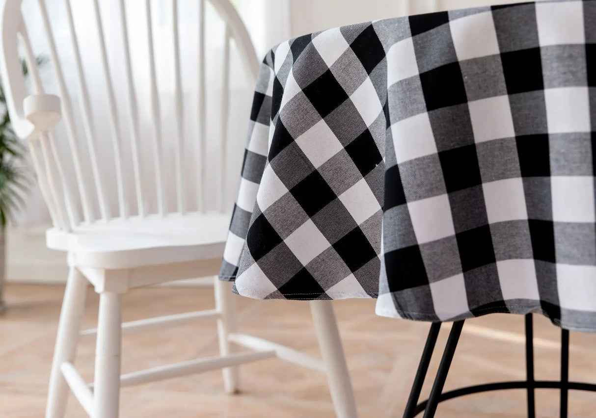 Round Red Black Checkered Lace Tablecloth for Weddings and Events