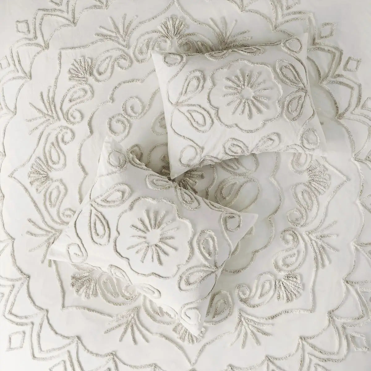 3-Piece Ivory/Taupe Tufted Cotton Chenille Coverlet Set Embroidered Plain Pattern Full/Queen for Weddings for Hotels Julia M LifeStyles