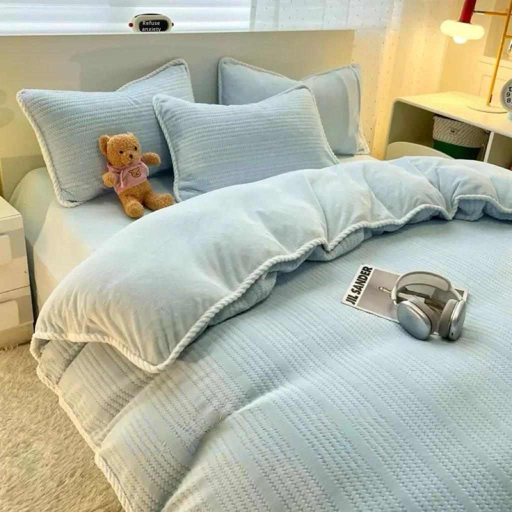 Luxury Milk Velvet Winter Bedding Set - Four-Piece Plush Comfort