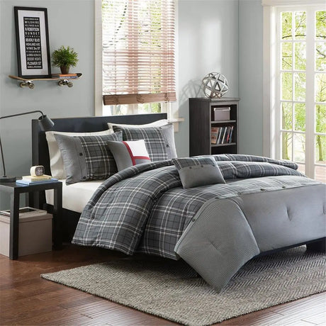King-Size Microfiber & Cotton Comforter Set with Quilted Plaid Sheets
