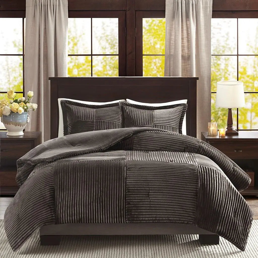 Plush 100% Cotton Comforter Set Down Alternative Woven Style for All Seasons-Super King King Size Including 8pcs Accessories