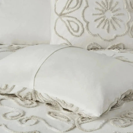 3-Piece Ivory/Taupe Tufted Cotton Chenille Coverlet Set Embroidered Plain Pattern Full/Queen for Weddings for Hotels Julia M LifeStyles