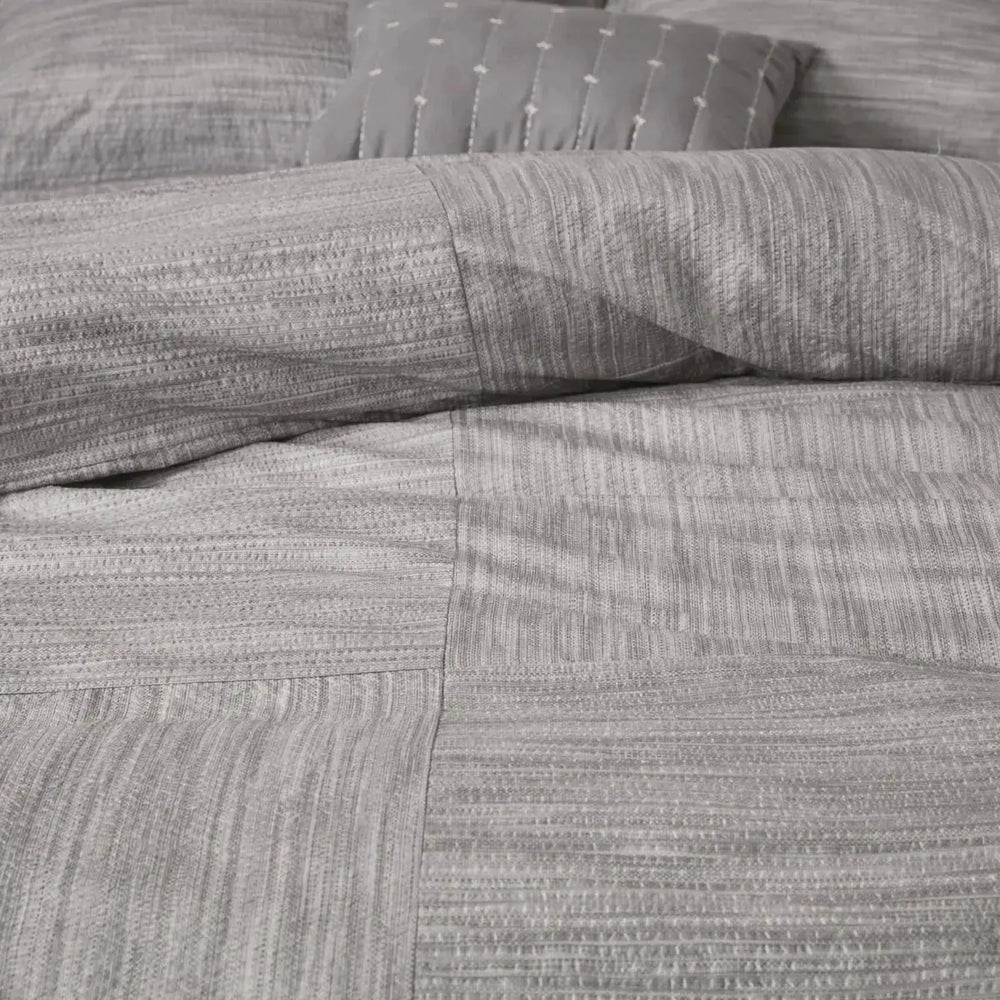 7-Piece Floral Seersucker Comforter Set for King & Super King Beds Julia M LifeStyles