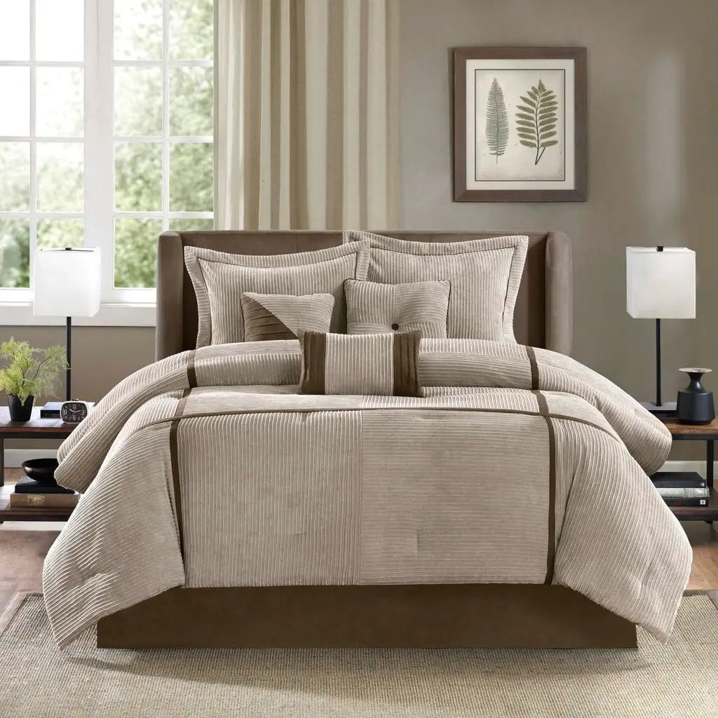 7-Piece Floral Comforter Set for Super King, King, and Queen Sizes