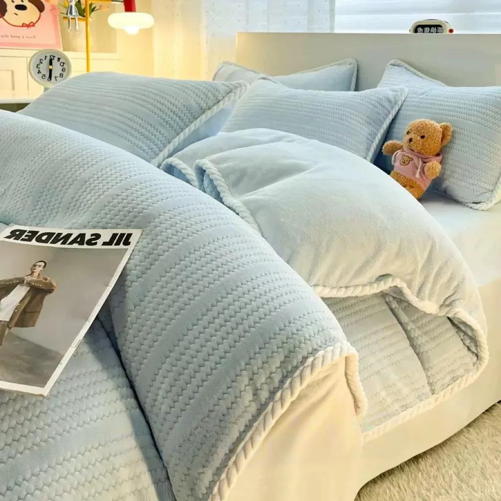 Luxury Milk Velvet Winter Bedding Set - Four-Piece Plush Comfort