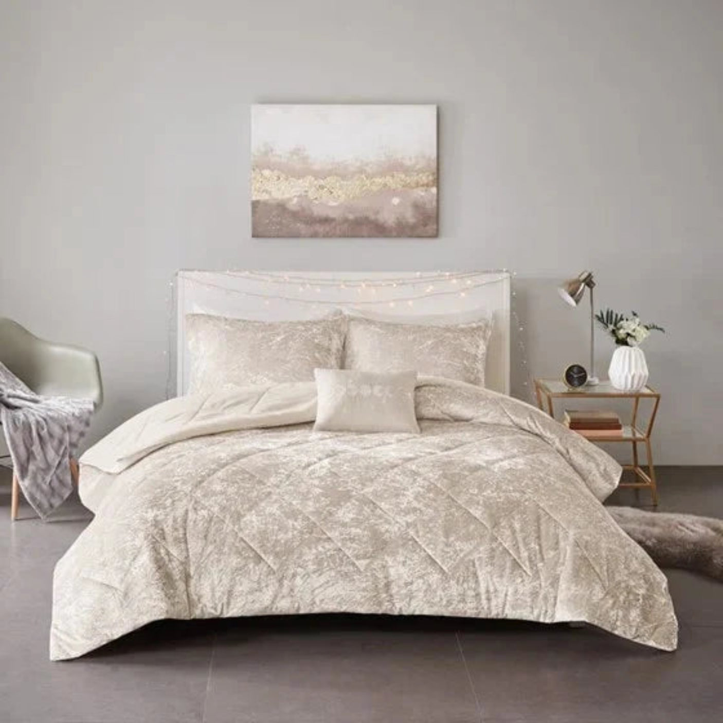 Luxurious 4-Piece Velvet Comforter Set with Throw Pillow - Full/Queen Julia M Home & Kitchen