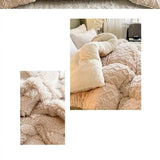 Luxury Plush Quilt - Ultimate Warmth - Julia M LifeStyles
