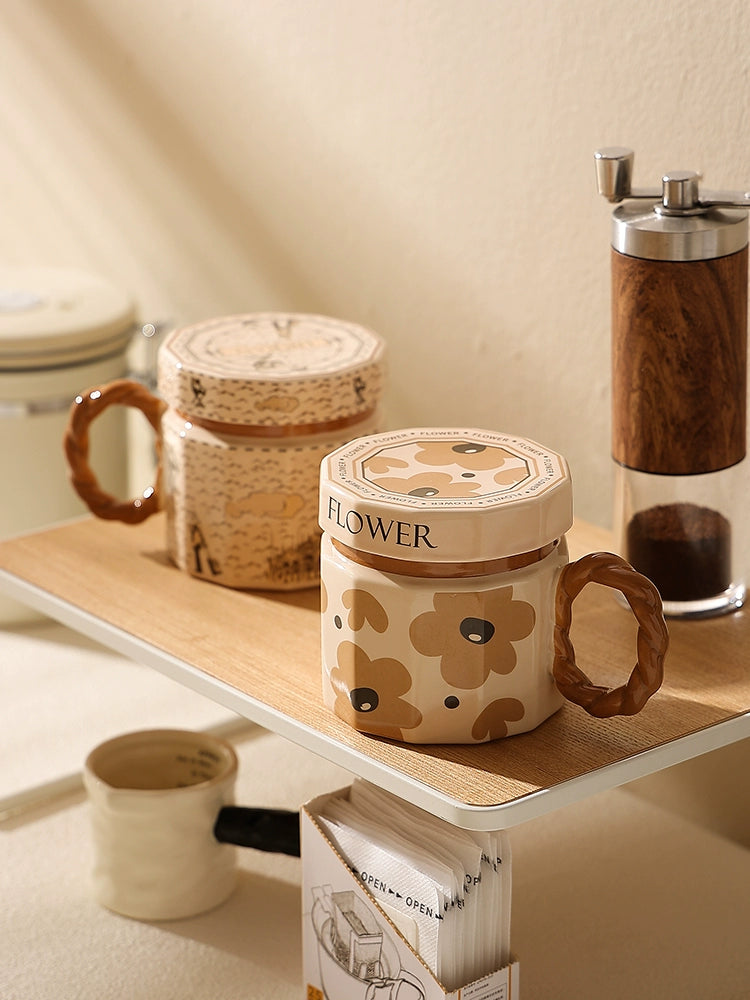 Hero Retro Ceramic Mug with Lid - Exquisite 300-400ml Coffee Cup