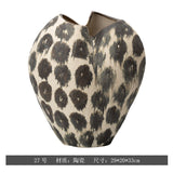 Hand-Painted Ceramic Vase – Wabi-Sabi Inspired Decorative Flower Vessel for the Home