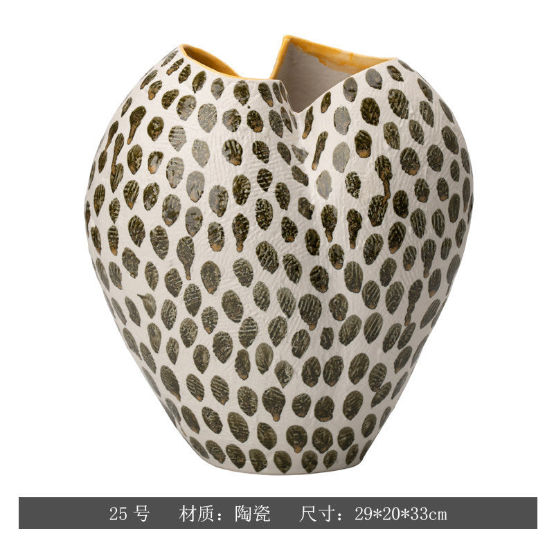 Hand-Painted Ceramic Vase – Wabi-Sabi Inspired Decorative Flower Vessel for the Home