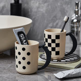 High-looking simple black and white polka dot mouthwash Cup chessboard Plaid wash cup thickened letter toothbrush cup couple water Cup