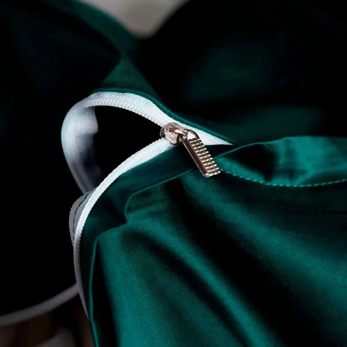 Premium Egyptian Cotton Embroidered Duvet Set - Julia M LifeStyles