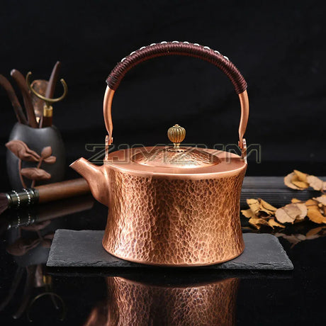 1.8L Copper Teapot Handmade Kung Fu Teapot Large Capacity Hot Water Kettle Stovetop Teapot For Camping Restaurant Home Picnic