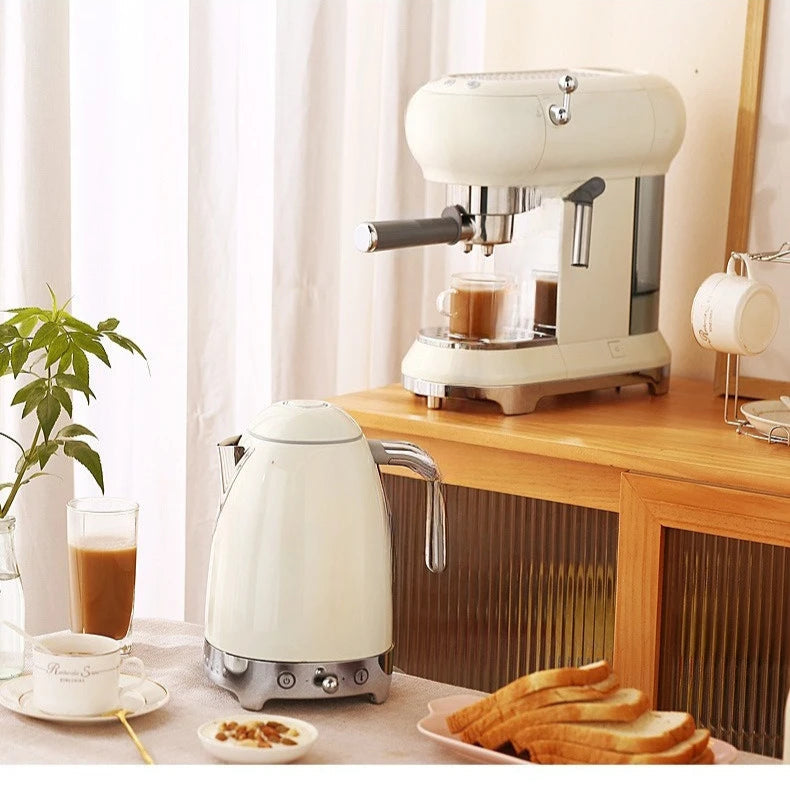Smeg50's Retro 7-cup Electric Kettle European standard Italian  G retro electric kettle to make tea at 7 temperatures for home gifts Julia M LifeStyles